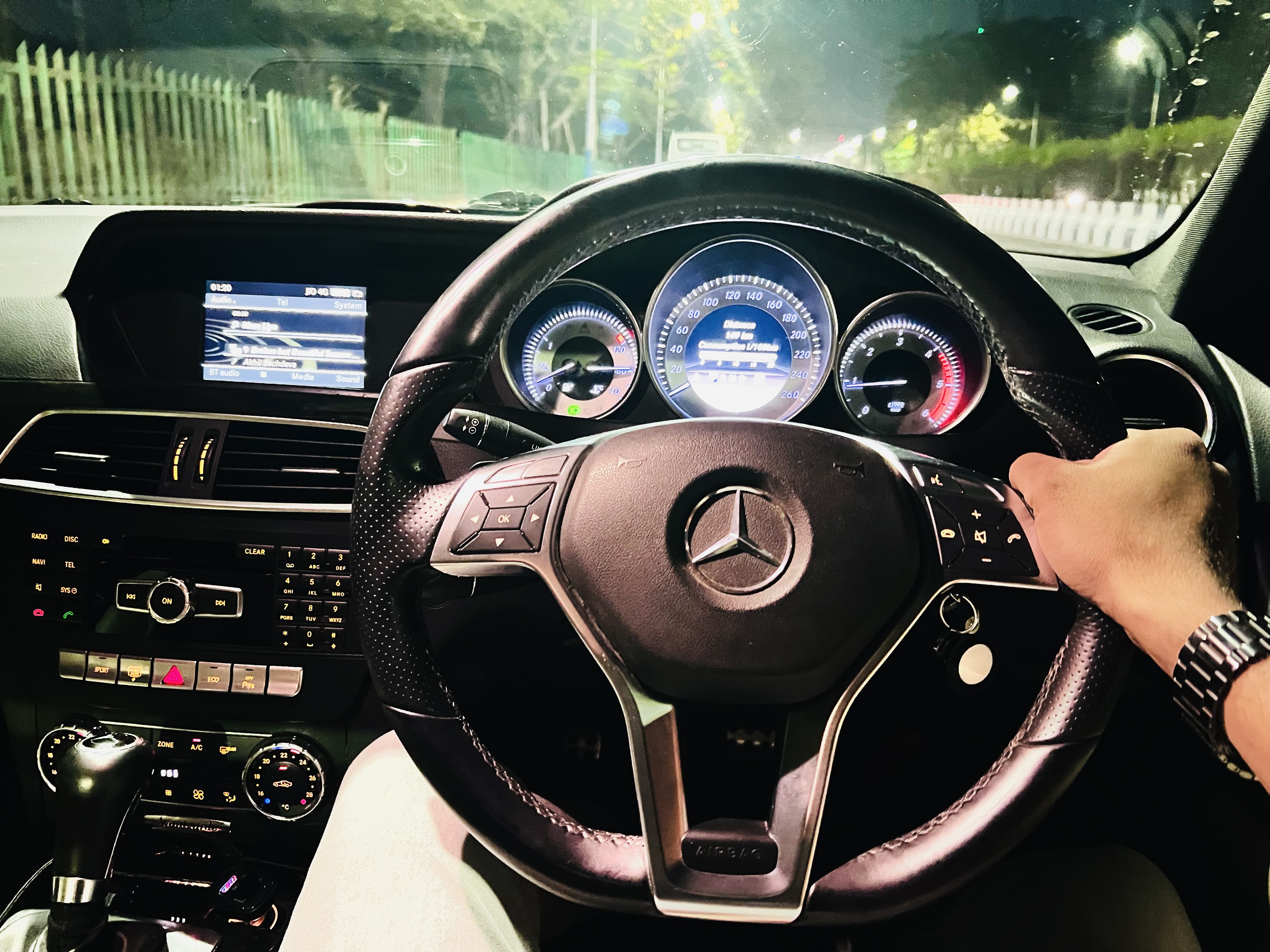 Premium & Luxury Car Inspection