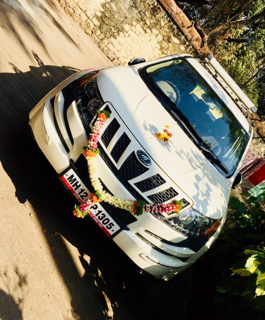 Mahindra XUV 500 w8 Autogenius Sagar shinde